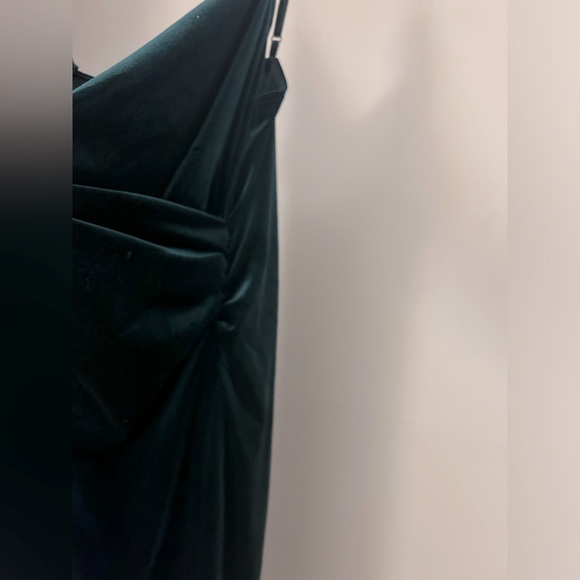 Dark Green Velvet Dress Elegant Gown Size XL Rachel Zoe Slit Spaghetti Strap - Picture 2 of 4